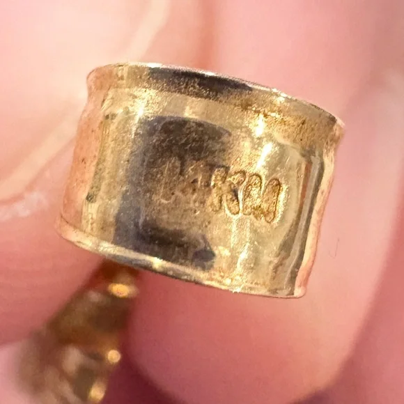 14K Opal Seahorse Pendant, Green Blue Lab Inlay Nautical Aquatic Luxury Piece - Picture 13 of 13